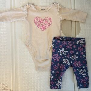 0-3 Pekkle/Costco Baby Set